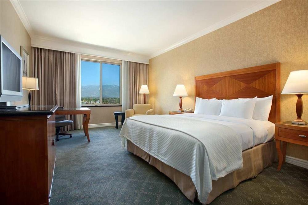 Hilton Los Angeles/San Gabriel Oda fotoğraf