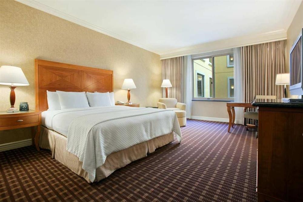 Hilton Los Angeles/San Gabriel Oda fotoğraf