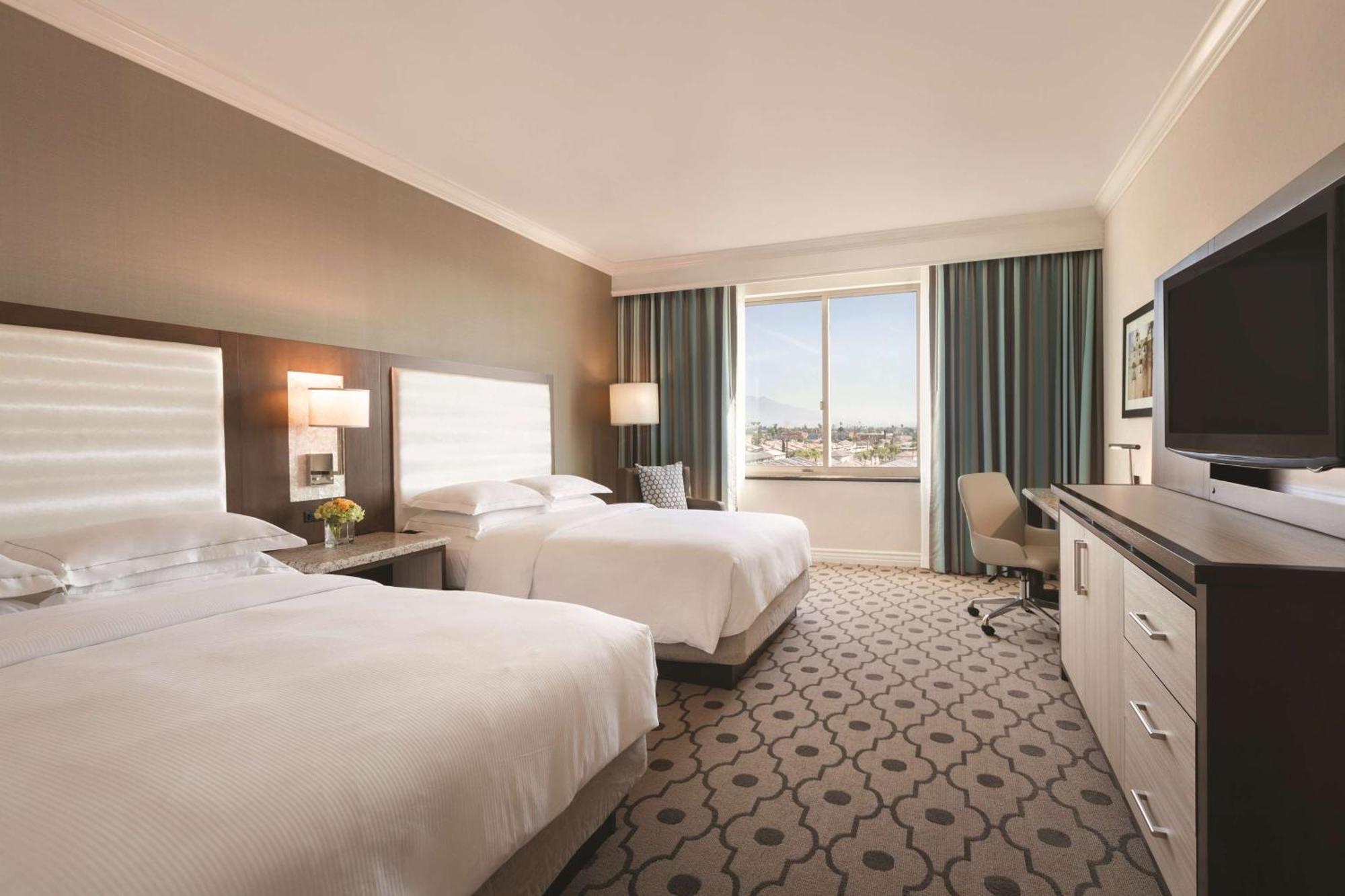 Hilton Los Angeles/San Gabriel Dış mekan fotoğraf