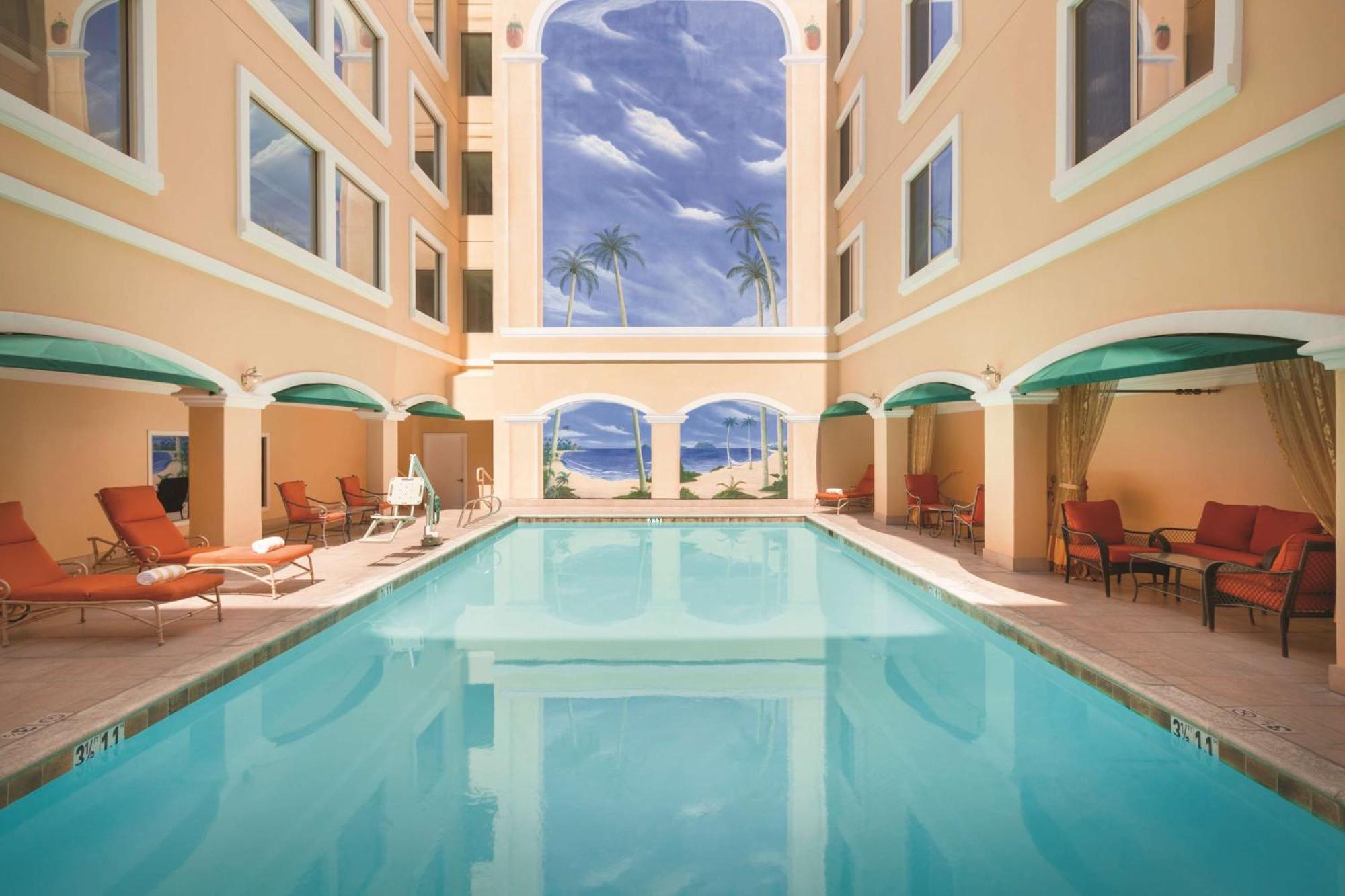 Hilton Los Angeles/San Gabriel Dış mekan fotoğraf